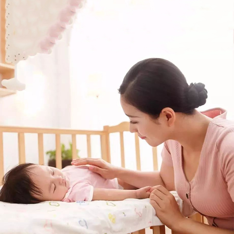 為什么請?jiān)律?？北京大班解析月嫂的好處與重要性（月嫂的工作內(nèi)容和范圍是什么）